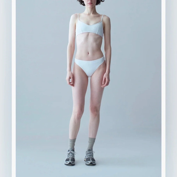 NU SWIM STAS TOP in miso - Picture 2 of 6